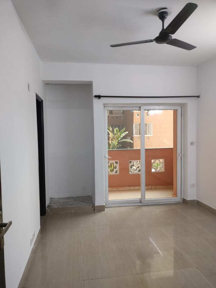 CRC Sublimis: 2 BHK for sale in Sector 1, Noida Extension 