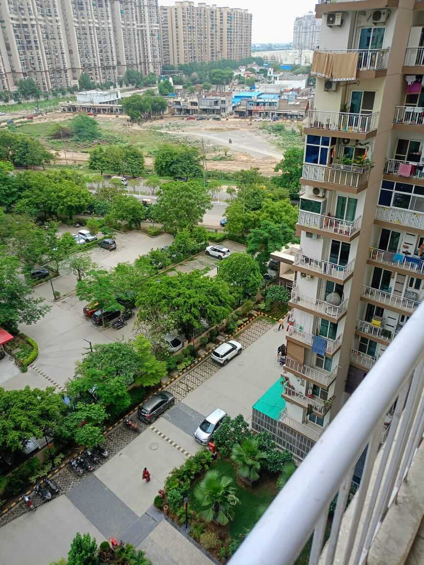 Galaxy Vega : 2 BHK + Study Flat for sale in TechZone 4, Noida Extension