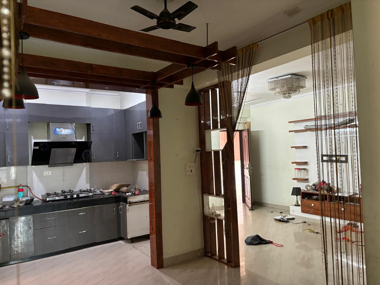 Semi Furnished 3 BHK flat for rent in affordable price 